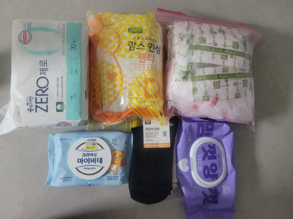 출산 준비물 실제 구매 목록 — 생리대, 마이비데, 맘스안심팬티, 무압박 양말, 물티슈, 수유패드