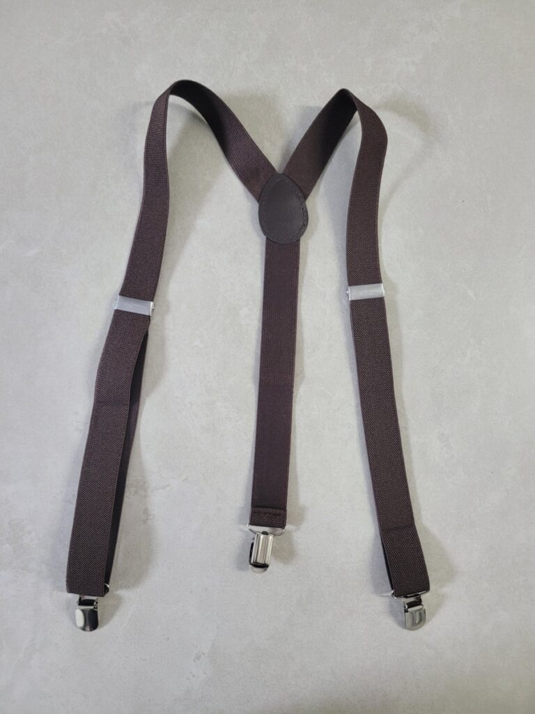임산부 바지 꿀팁에 사용한 브라운 Y자형 클립 멜빵 제품 사진