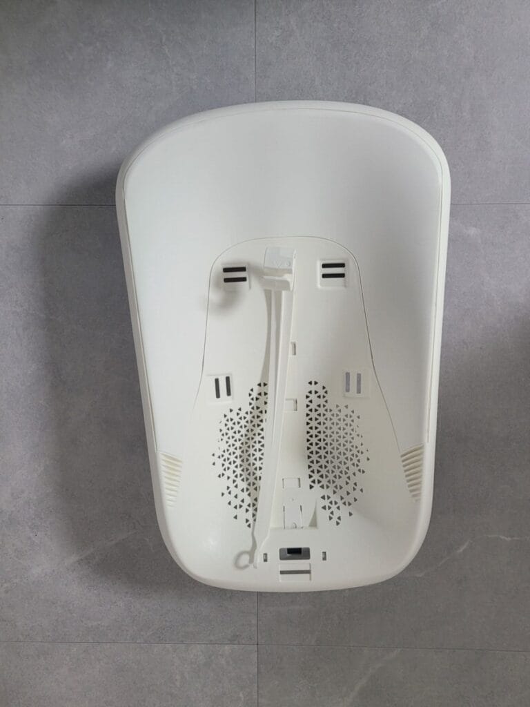 트립트랩 뉴본 시트 커버 벗긴 후의 플라스틱 본체